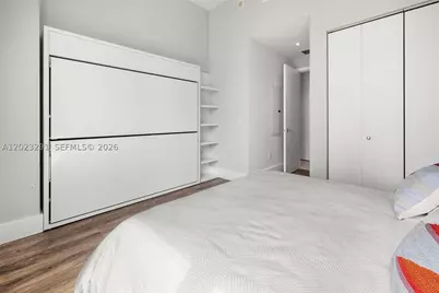 900 Brickell Key #1801, Miami, FL 33131 - Photo 29