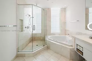 900 Brickell Key, Miami, FL 33131 - Photo 21