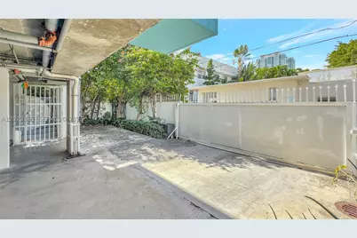 734 Michigan #7, Miami Beach, FL 33139 - Photo 31