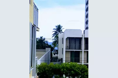 2642 Collins #408, Miami Beach, FL 33140 - Photo 13