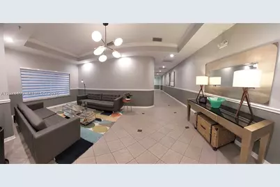 2642 Collins #408, Miami Beach, FL 33140 - Photo 11