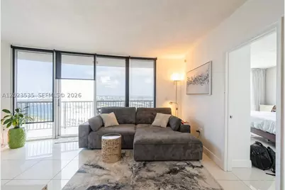 1750 N Bayshore #4702, Miami, FL 33132 - Photo 3