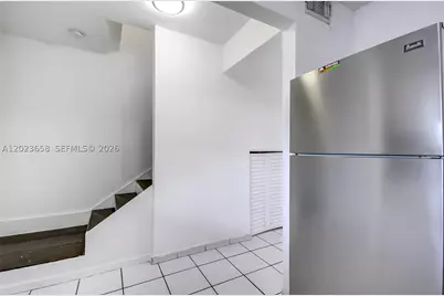 3021 W 76th #C-203, Hialeah, FL 33018 - Photo 9
