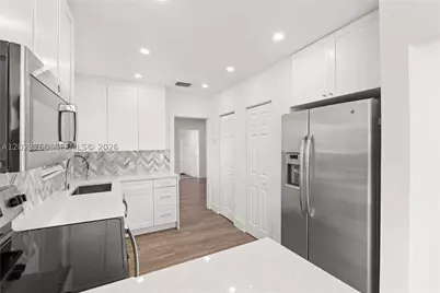 900 Tangier, Coral Gables, FL 33134 - Photo 15