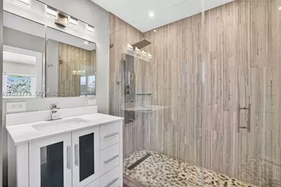 709 NW 9th, Hallandale Beach, FL 33009 - Photo 23