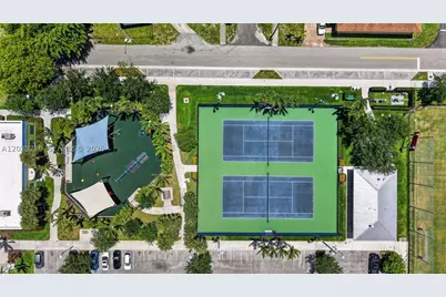 709 NW 9th, Hallandale Beach, FL 33009 - Photo 59