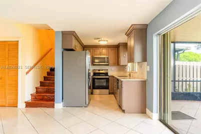 9803 NW 37th, Sunrise, FL 33351 - Photo 17