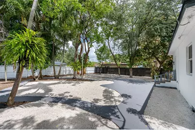 264 Navajo, Miami Springs, FL 33166 - Photo 13