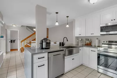 11022 Chandler, Cooper City, FL 33026 - Photo 3