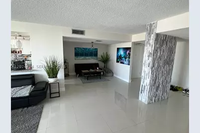 18061 Biscayne #1404, Aventura, FL 33160 - Photo 5