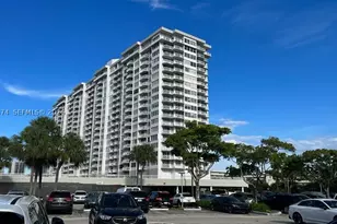 18061 Biscayne, Aventura, FL 33160 - Photo 1