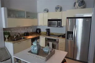 3180 SW 22nd, Miami, FL 33145 - Photo 11