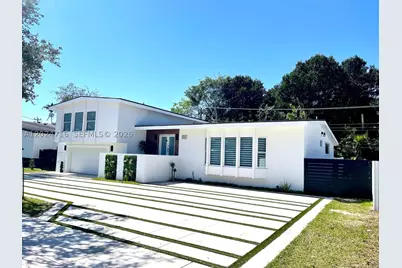 19960 Highland Lakes, Miami, FL 33179 - Photo 3