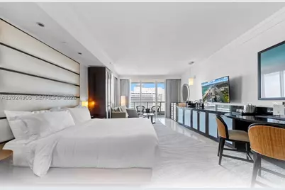 4391 Collins #1001, Miami Beach, FL 33140 - Photo 5