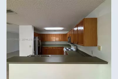 9283 NW 54th, Sunrise, FL 33351 - Photo 9