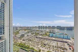 18201 Collins, Sunny Isles Beach, FL 33160 - Photo 37