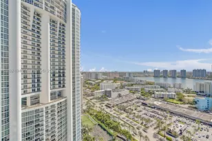 18201 Collins, Sunny Isles Beach, FL 33160 - Photo 45