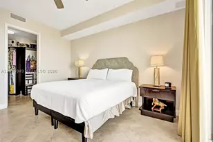 18201 Collins, Sunny Isles Beach, FL 33160 - Photo 25