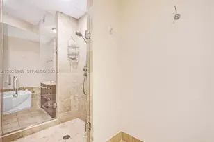18201 Collins, Sunny Isles Beach, FL 33160 - Photo 31