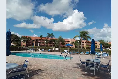 9581 Sunrise Lakes #202, Sunrise, FL 33322 - Photo 1