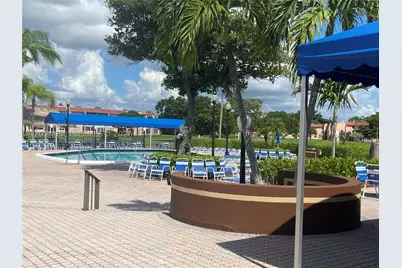 9581 Sunrise Lakes #202, Sunrise, FL 33322 - Photo 17