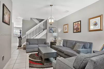16651 SW 79th, Miami, FL 33193 - Photo 5