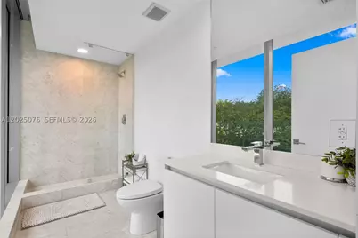 650 NE 32nd #BH4, Miami, FL 33137 - Photo 13