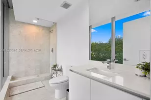 650 NE 32nd, Miami, FL 33137 - Photo 13