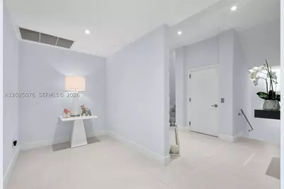 650 NE 32nd #BH4, Miami, FL 33137 - Photo 3