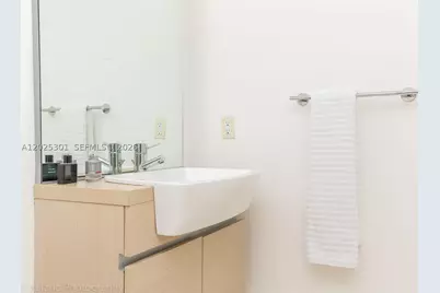 200 Biscayne Boulevard #3102, Miami, FL 33131 - Photo 29
