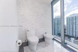 200 Biscayne Blvd, Miami, FL 33131 - Photo 23