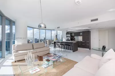 200 Biscayne Boulevard #3102, Miami, FL 33131 - Photo 3