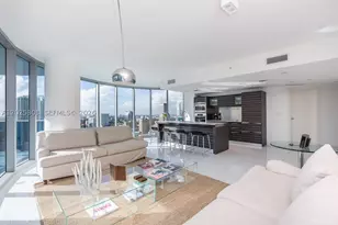 200 Biscayne Blvd, Miami, FL 33131 - Photo 3