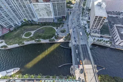200 Biscayne Boulevard #3102, Miami, FL 33131 - Photo 31
