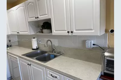 1640 NW 19th #103, Delray Beach, FL 33445 - Photo 3