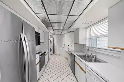 4925 Collins #1A, Miami Beach, FL 33140 - Photo 7