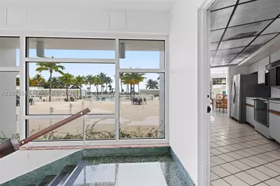 4925 Collins #1A, Miami Beach, FL 33140 - Photo 9