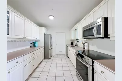2501 NE 209th, Miami, FL 33180 - Photo 13