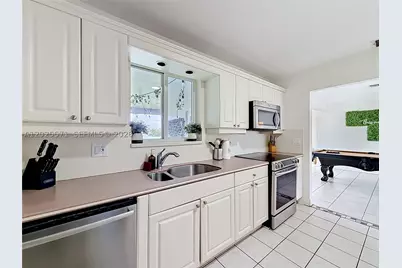 2501 NE 209th, Miami, FL 33180 - Photo 15