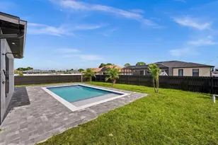 1805 NW 12th, Cape Coral, FL 33993 - Photo 27