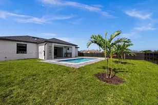 1805 NW 12th, Cape Coral, FL 33993 - Photo 29