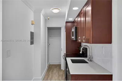 1255 Collins #504, Miami Beach, FL 33139 - Photo 9