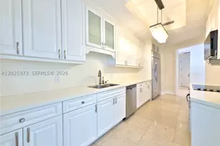 848 Brickell Key, Miami, FL 33131 - Photo 25