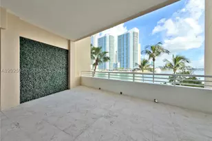 848 Brickell Key, Miami, FL 33131 - Photo 23