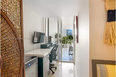 701 Brickell Key #512, Miami, FL 33131 - Photo 11