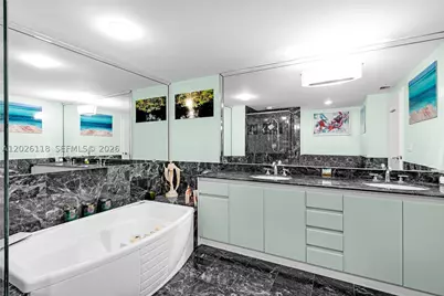 1455 Ocean #1106, Miami Beach, FL 33139 - Photo 17
