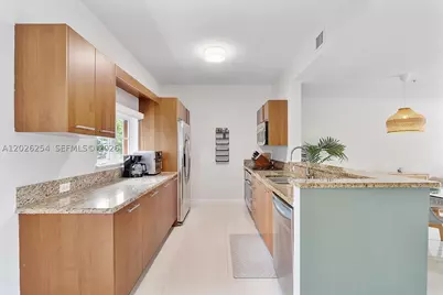2704 NE 184th, Aventura, FL 33160 - Photo 15