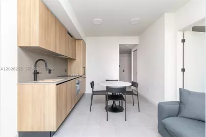 121 NE 5th #510, Miami, FL 33132 - Photo 1