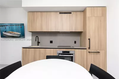 121 NE 5th #510, Miami, FL 33132 - Photo 3