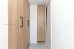 121 NE 5th, Miami, FL 33132 - Photo 21